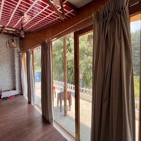 Hotel English Rose, #Personal Parking, #Petfriendly, #Garden, #Bonfire Under The Stars Manāli Exteriör bild