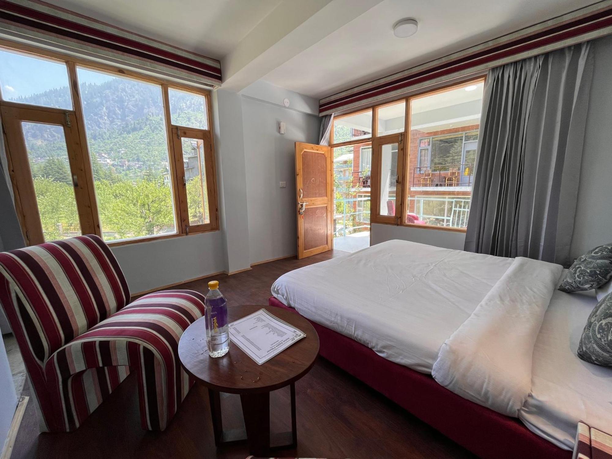 Hotel English Rose, #Personal Parking, #Petfriendly, #Garden, #Bonfire Under The Stars Manāli Exteriör bild