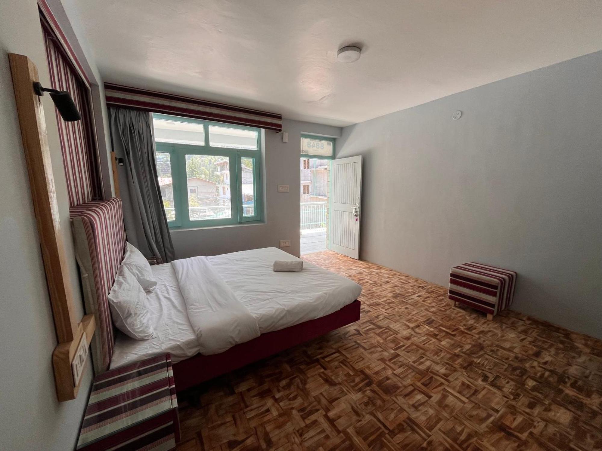 Hotel English Rose, #Personal Parking, #Petfriendly, #Garden, #Bonfire Under The Stars Manāli Exteriör bild