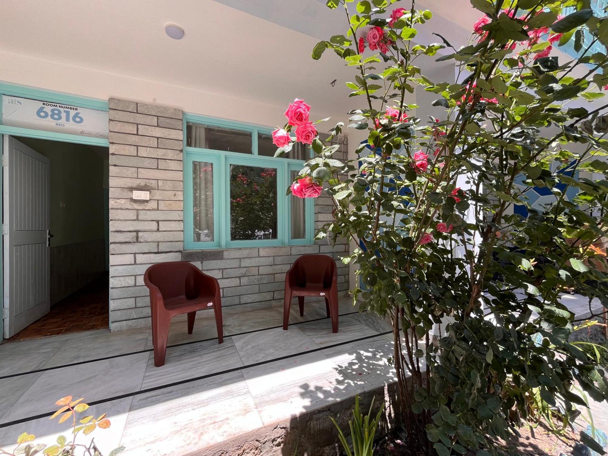Hotel English Rose, #Personal Parking, #Petfriendly, #Garden, #Bonfire Under The Stars Manāli Exteriör bild